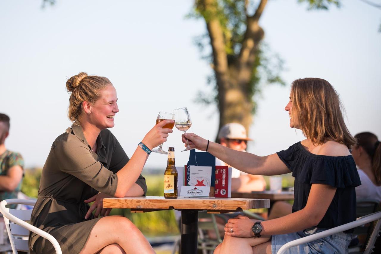 Boomhuis - Vakantiepark de Schreiershoek Dokkum Buitenkant foto