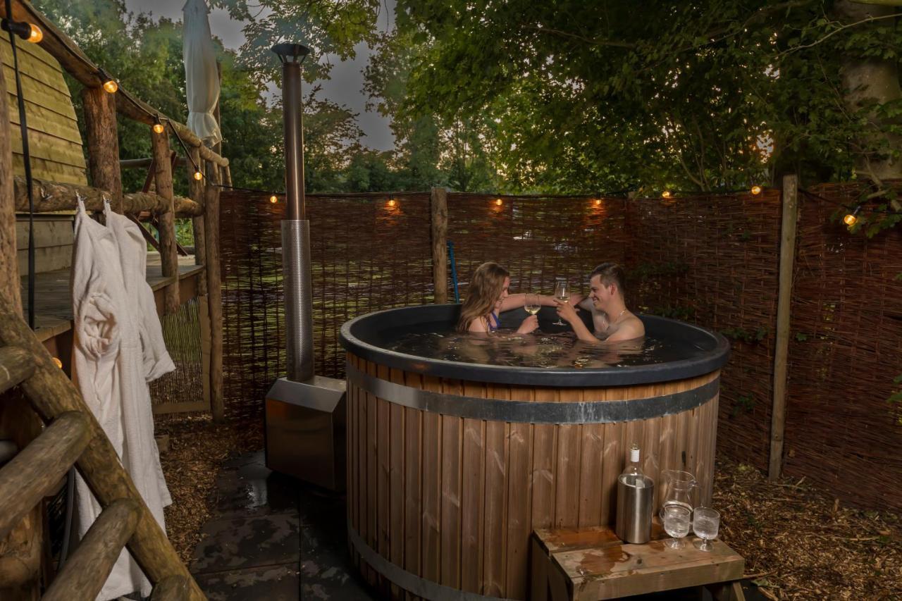 Boomhuis - Vakantiepark de Schreiershoek Dokkum Buitenkant foto