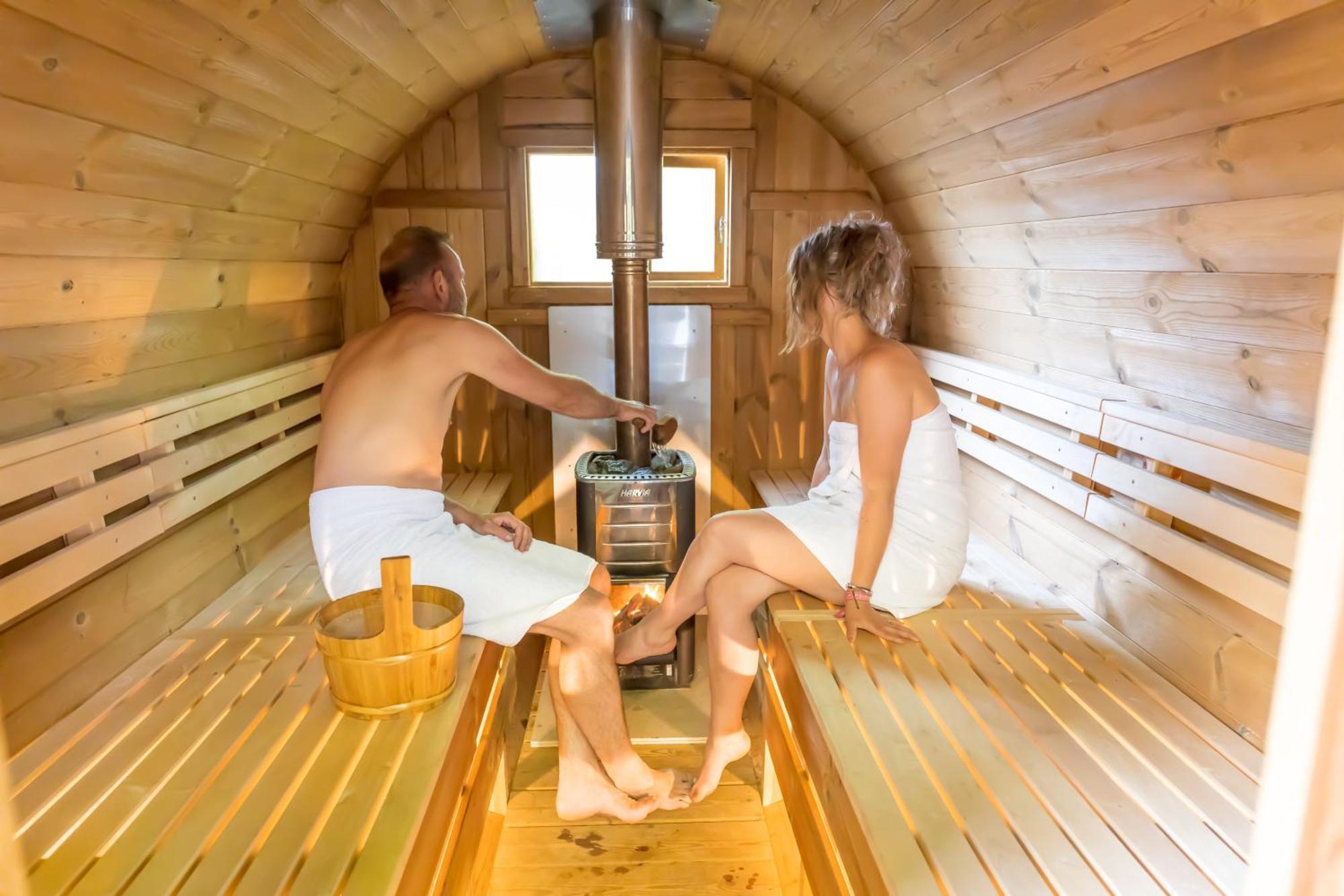 Boomhuis - Vakantiepark de Schreiershoek Dokkum Buitenkant foto