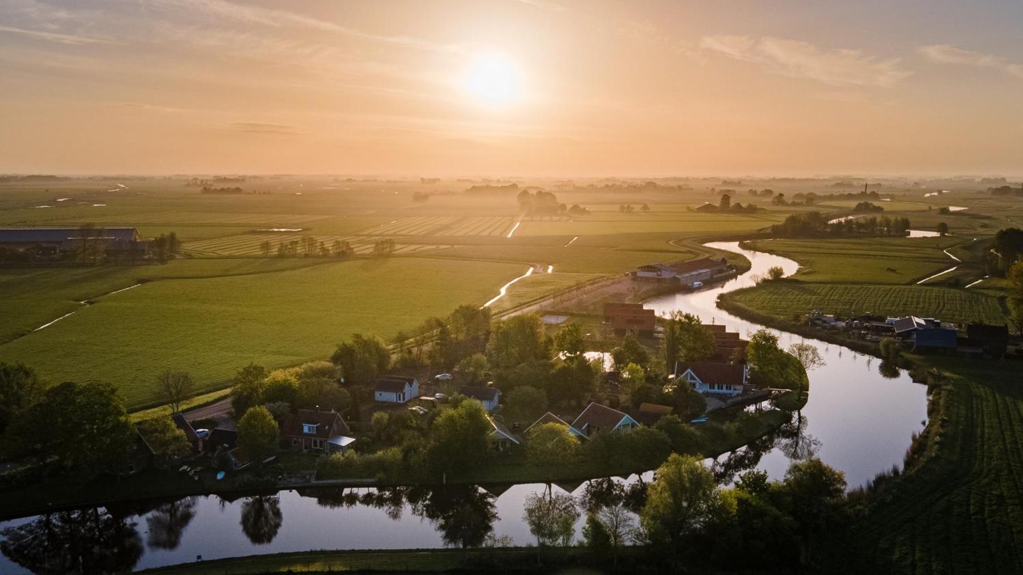 Boomhuis - Vakantiepark de Schreiershoek Dokkum Buitenkant foto