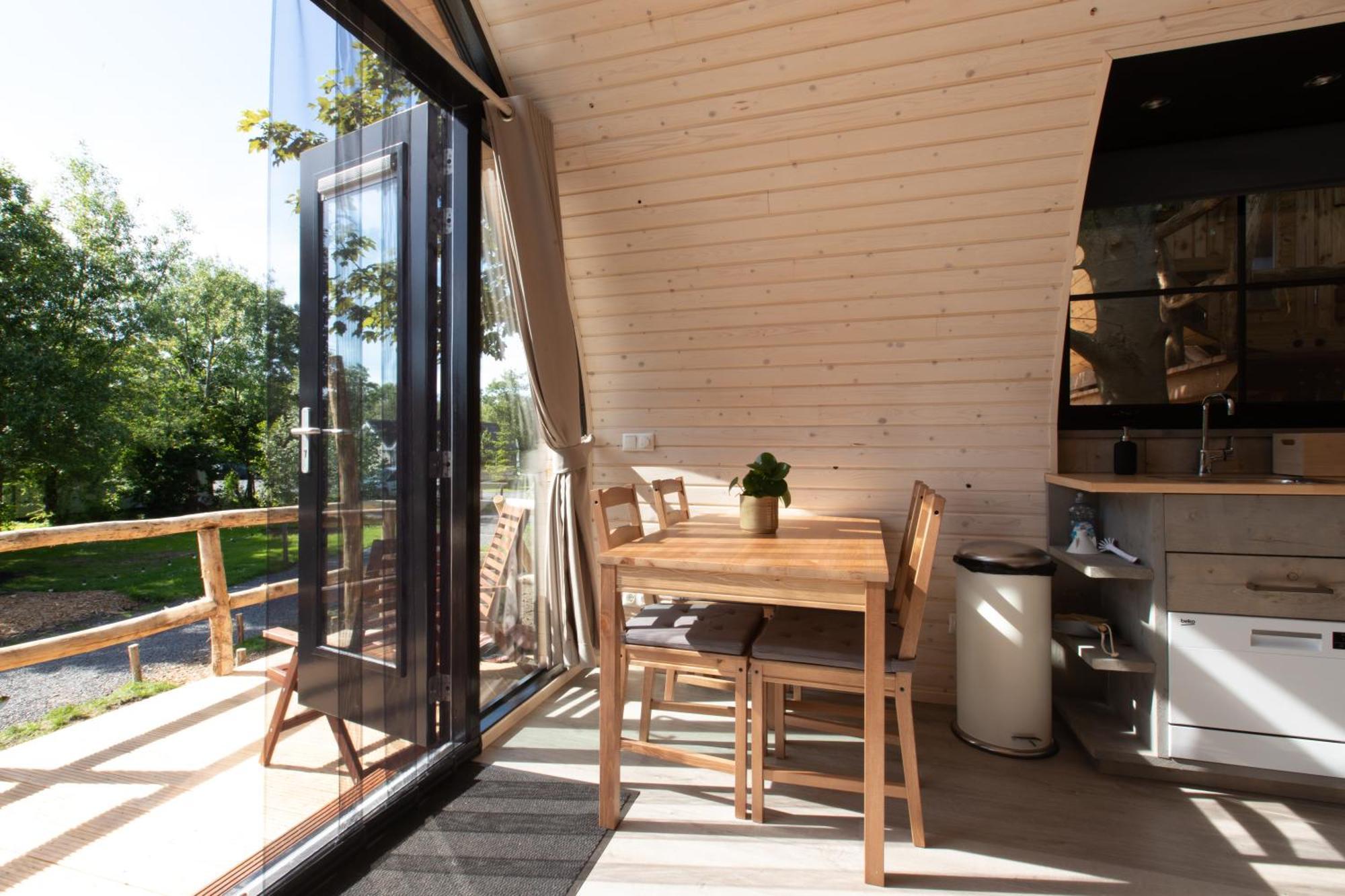Boomhuis - Vakantiepark de Schreiershoek Dokkum Buitenkant foto